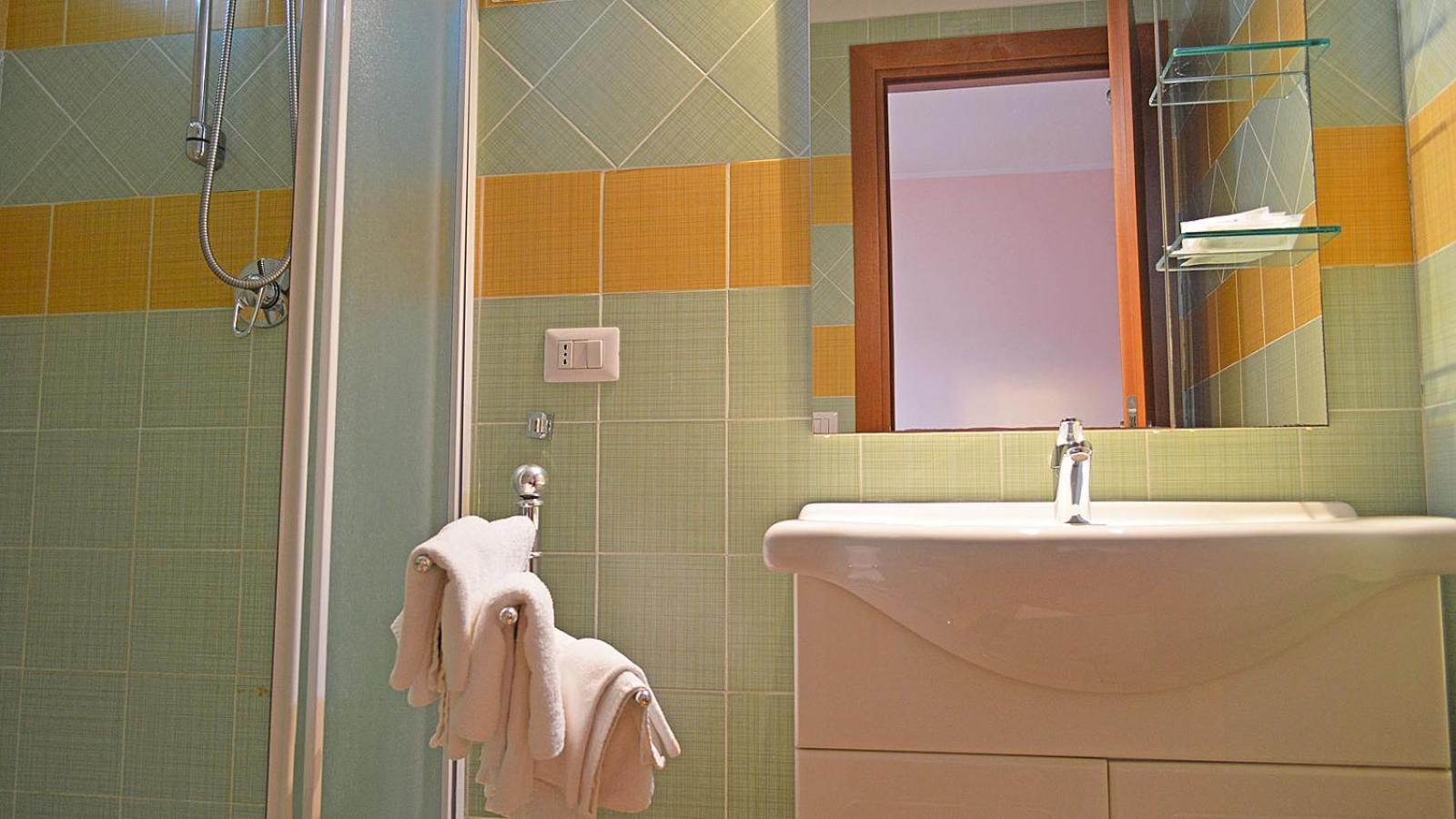 Splash'S Rooms Spadafora Extérieur photo