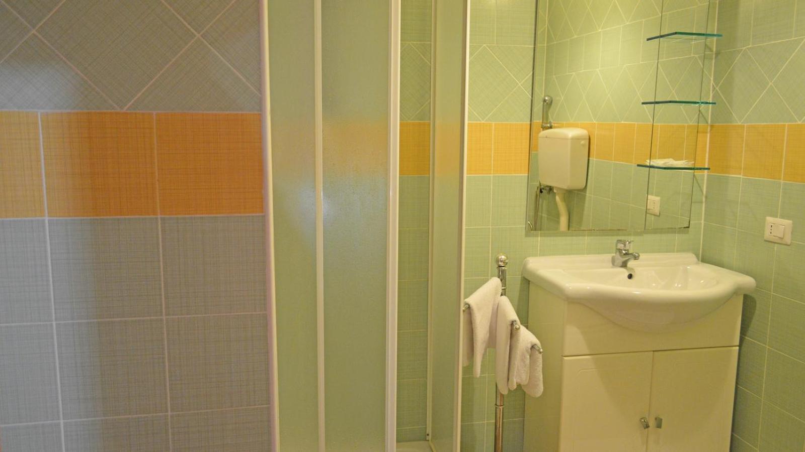 Splash'S Rooms Spadafora Extérieur photo